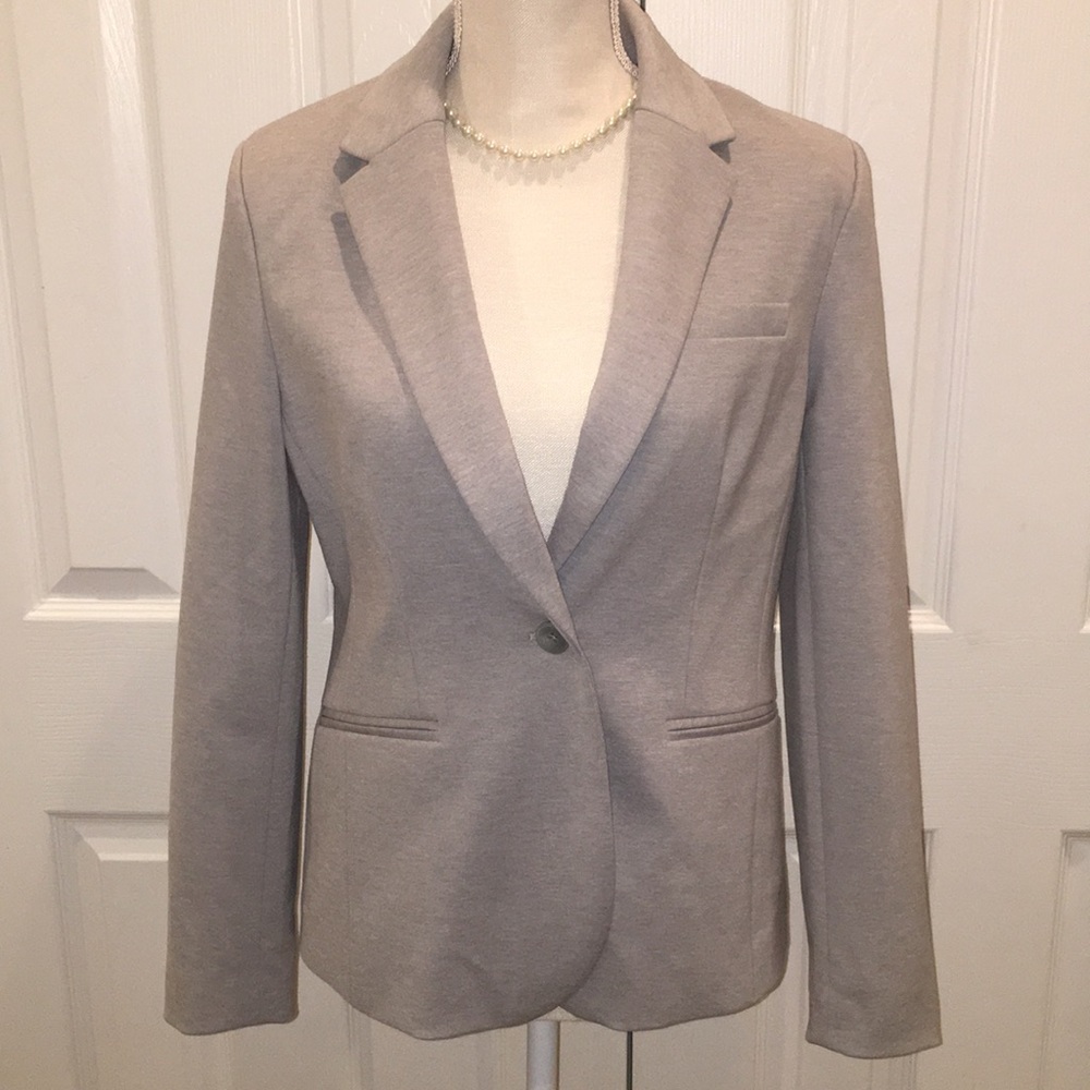 Gap Women’s Fitted Blazer